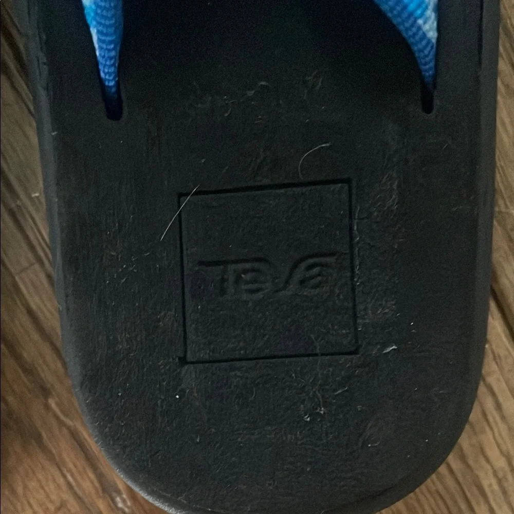 NWT Teva Blue Flip Flops for little kids